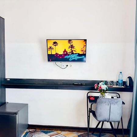 Rest Apartments By Nava Hotel Erévan Extérieur photo