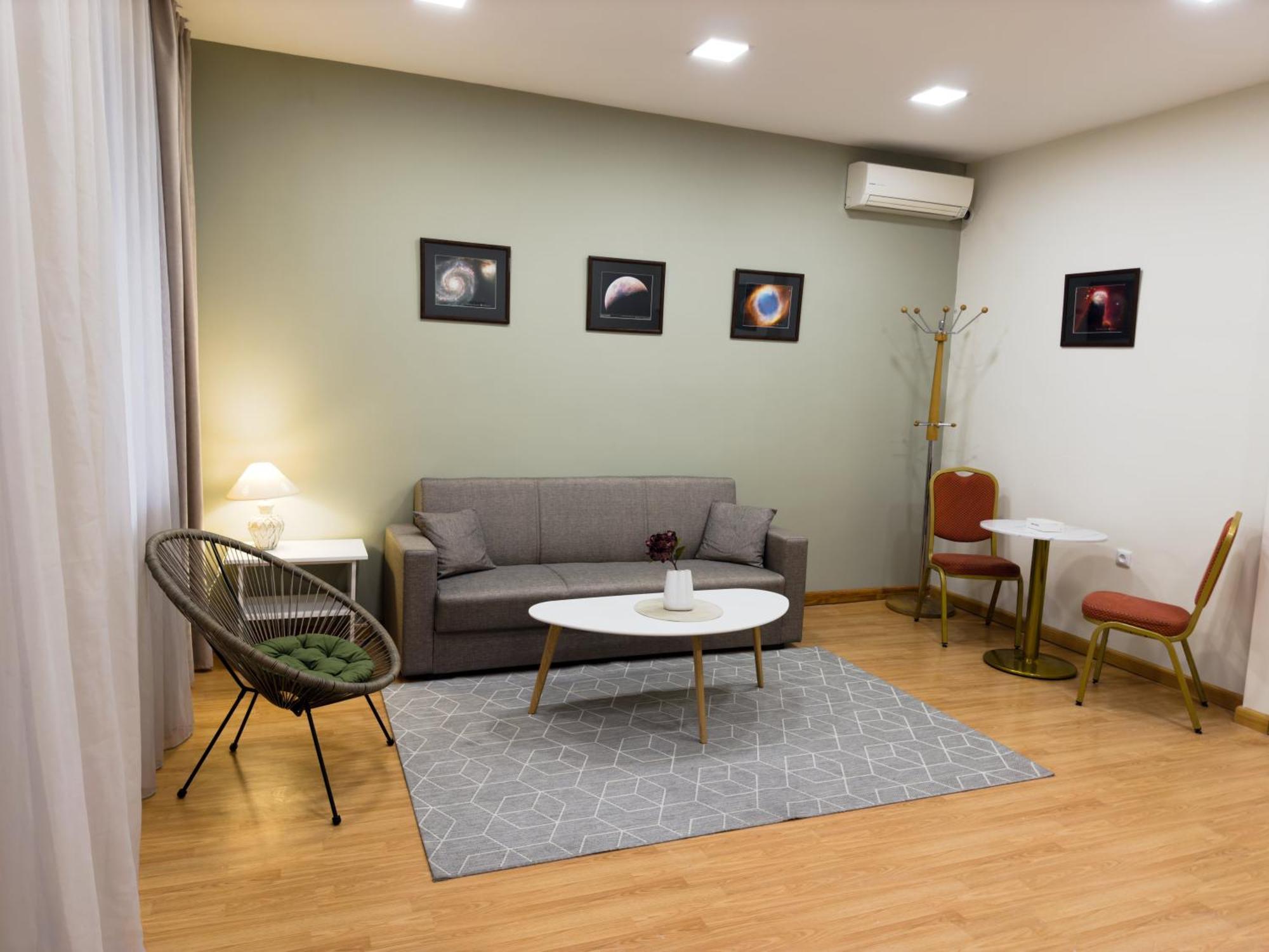 Rest Apartments By Nava Hotel Erévan Extérieur photo